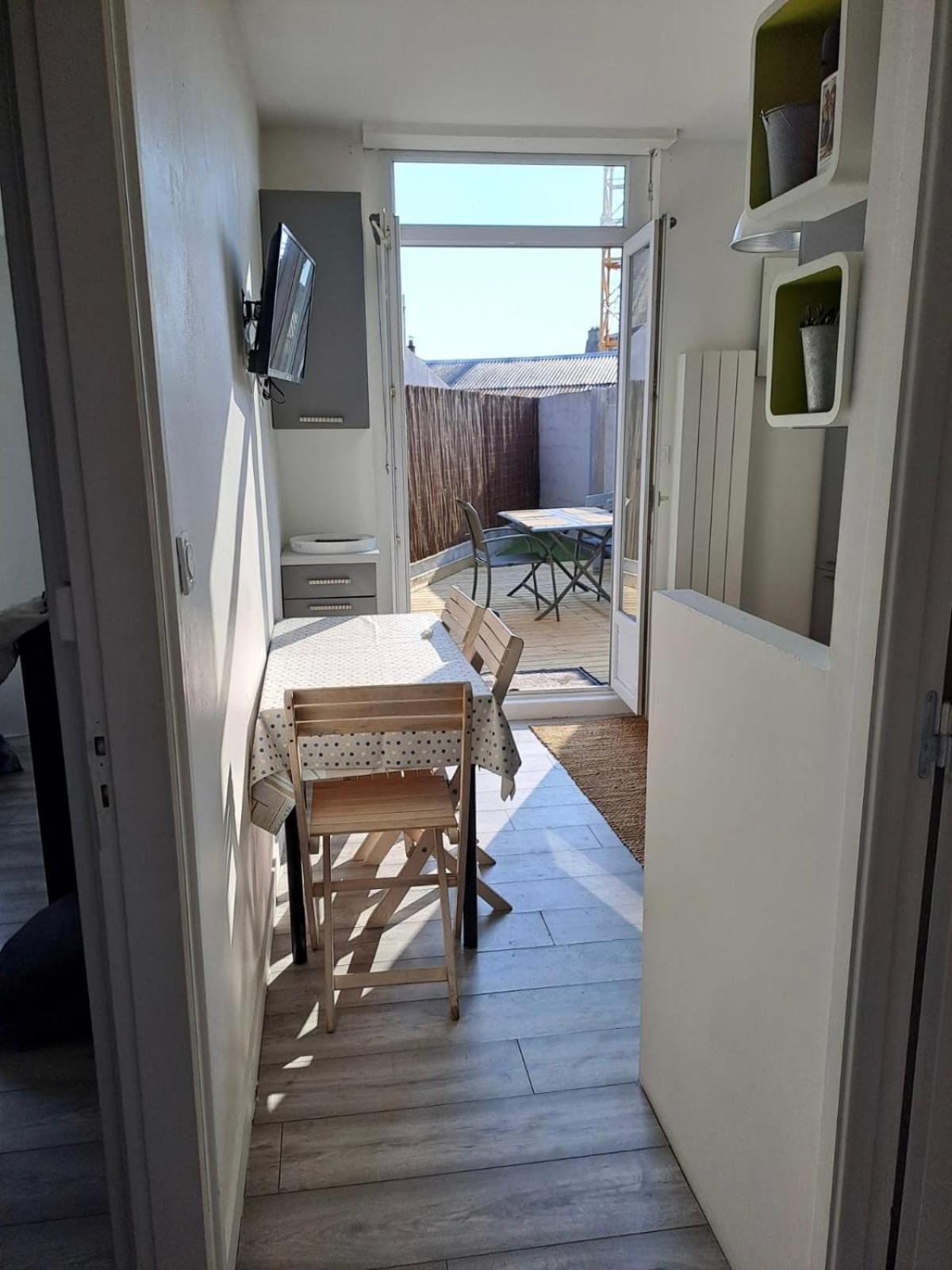 Le Val Apartment *